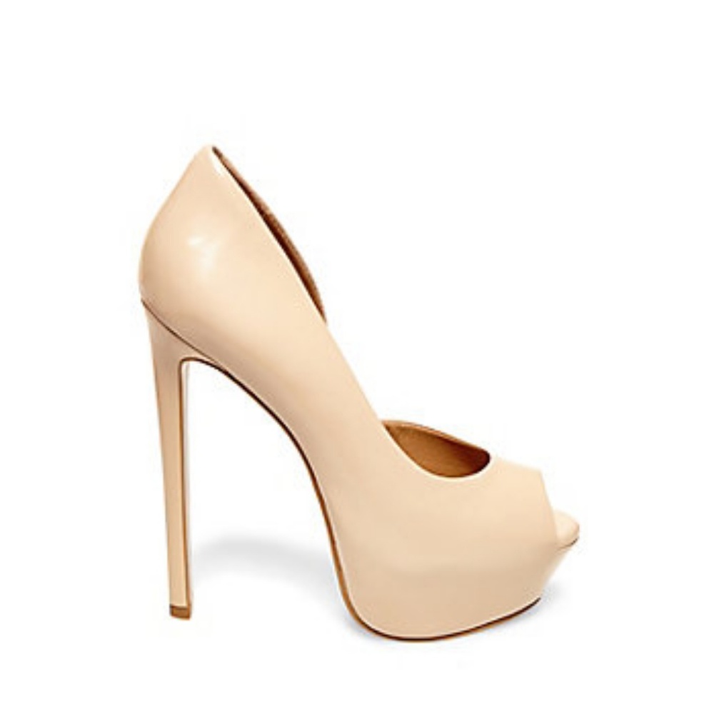 Steve Madden Krona Nude Pumps size 5.5